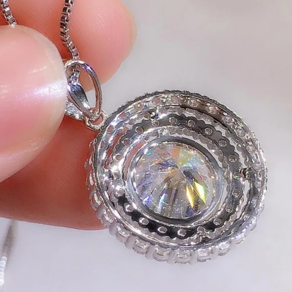New White Cubic Zircon Diamond Necklace - Picture 3 of 5